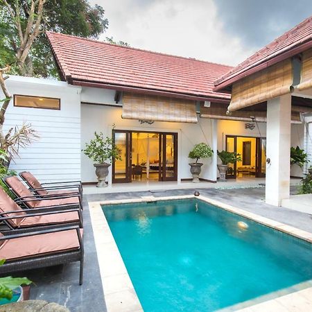 Villa Kamboja Five Seminyak Exteriör bild
